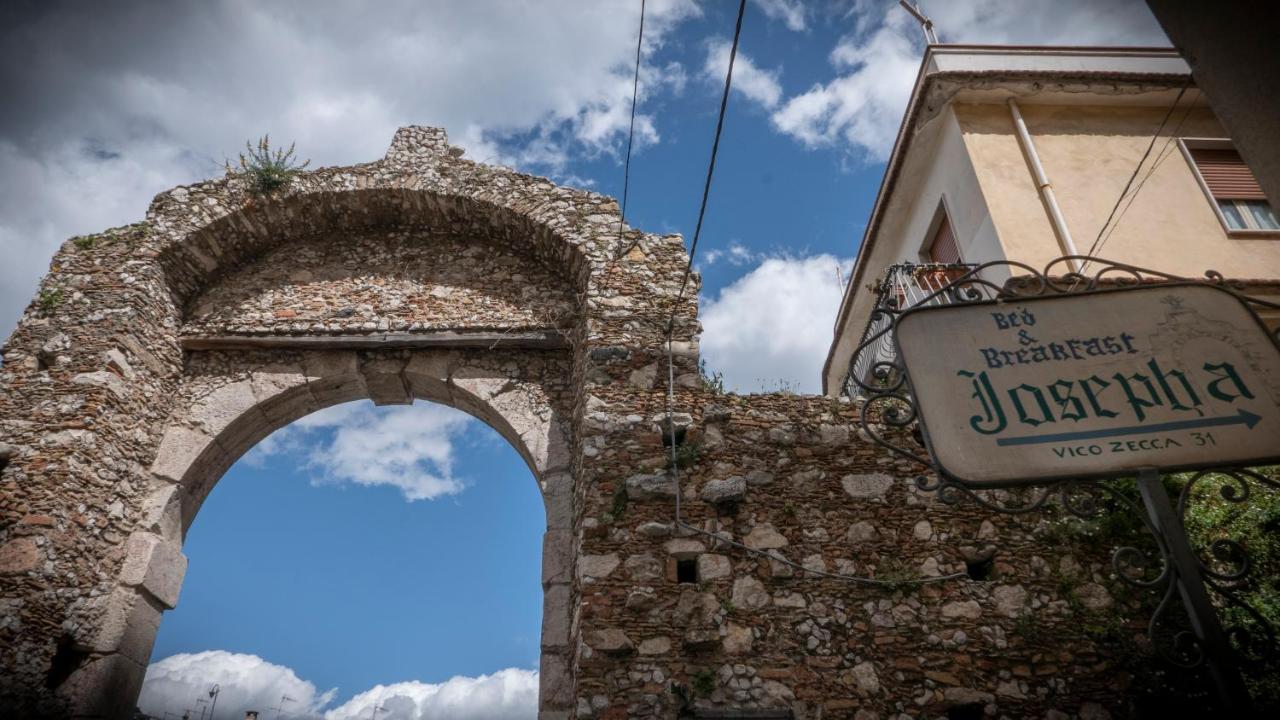 Bed And Breakfast Josepha Taormina Exterior photo